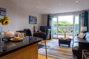 Photo 17- click for photo gallery